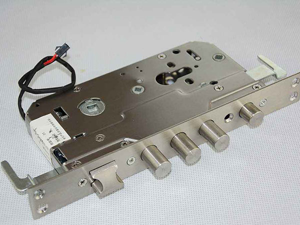 揭东24小时上门开锁公司